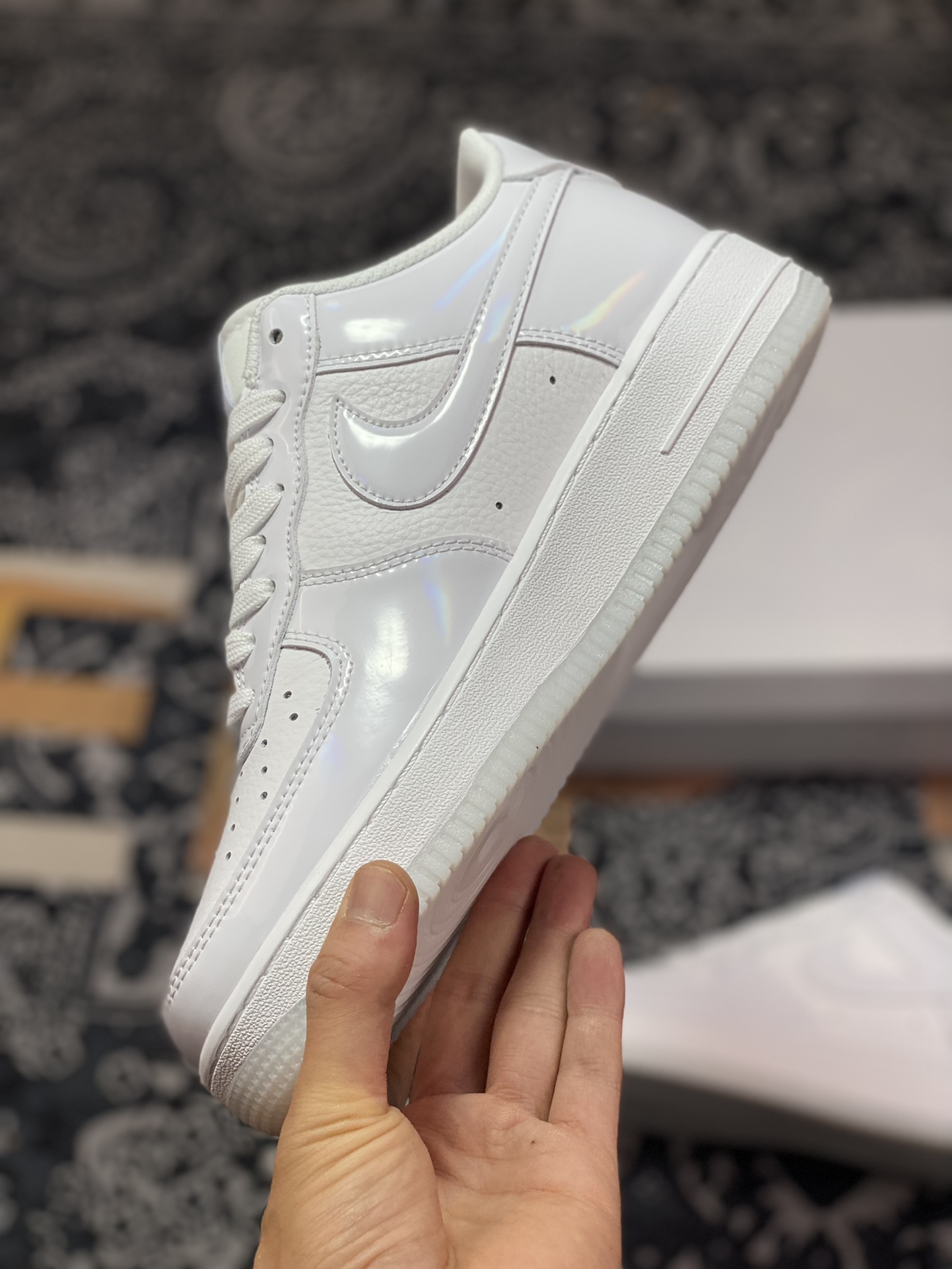 240 Nike Air Force 1’07 Low”White Pearlescent”空军一号板鞋“漆皮全白珠光”HP3656-522