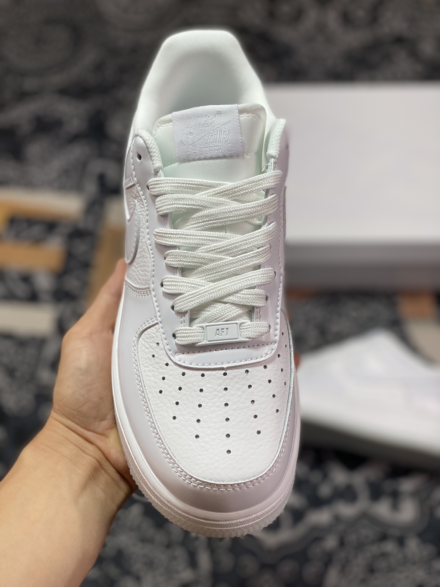 240 Nike Air Force 1’07 Low”White Pearlescent”空军一号板鞋“漆皮全白珠光”HP3656-522