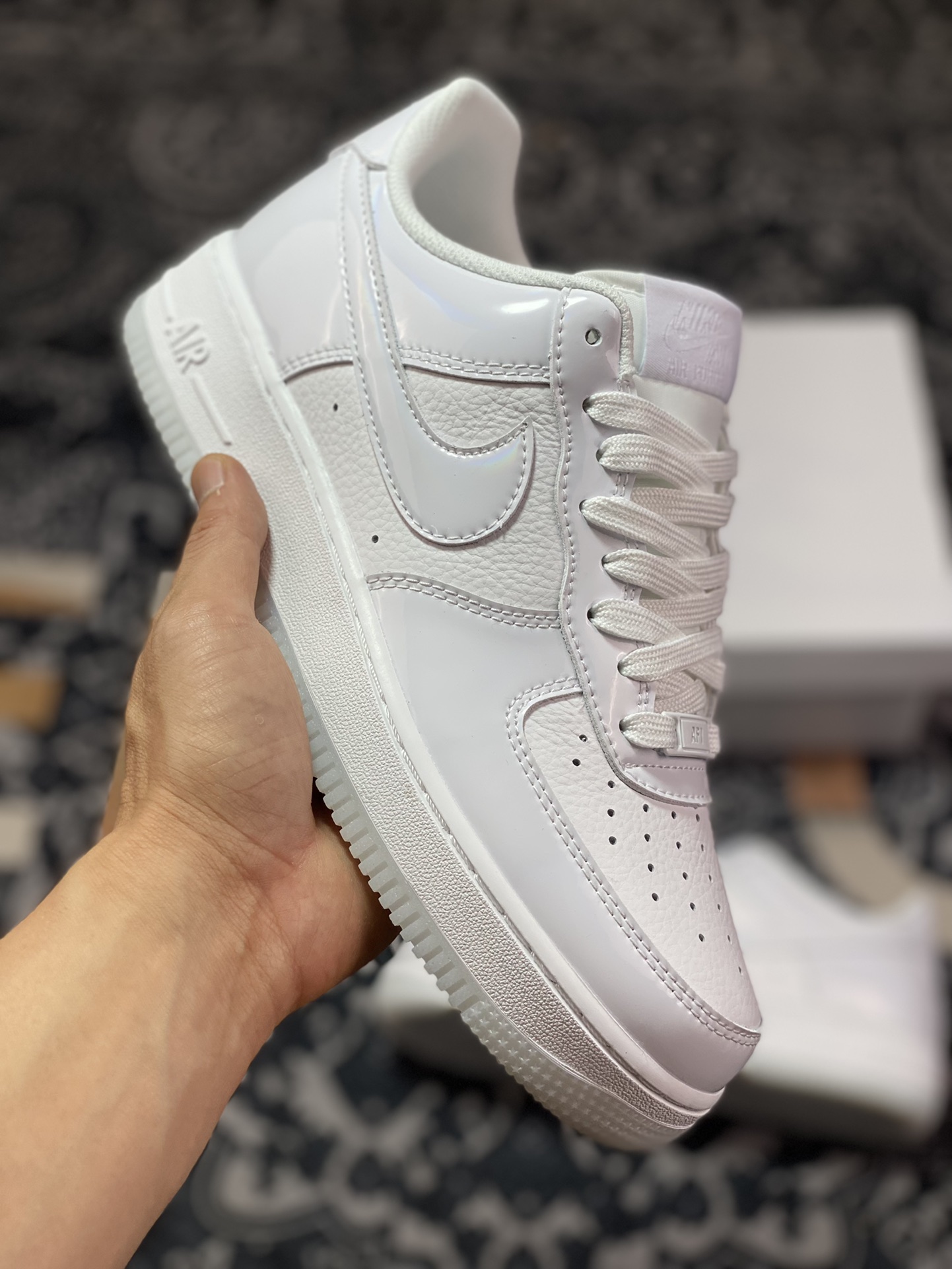 240 Nike Air Force 1’07 Low”White Pearlescent”空军一号板鞋“漆皮全白珠光”HP3656-522