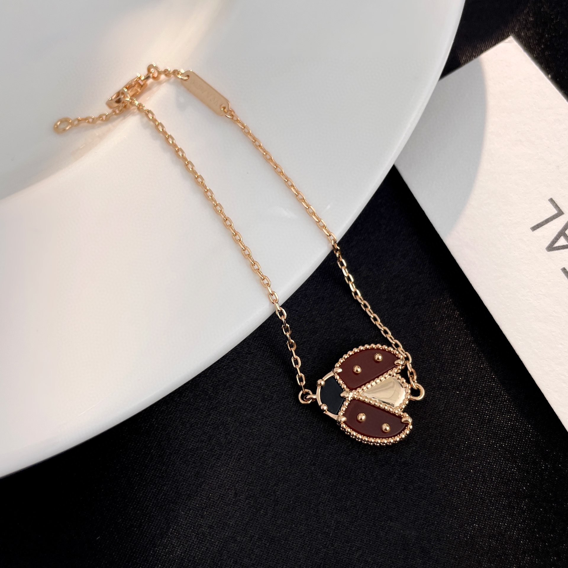 Van Cleef & Arpels Lucky Spring Ladybug Bracelet - Rose Gold, Red & Black 3 i1684639302 5992 1