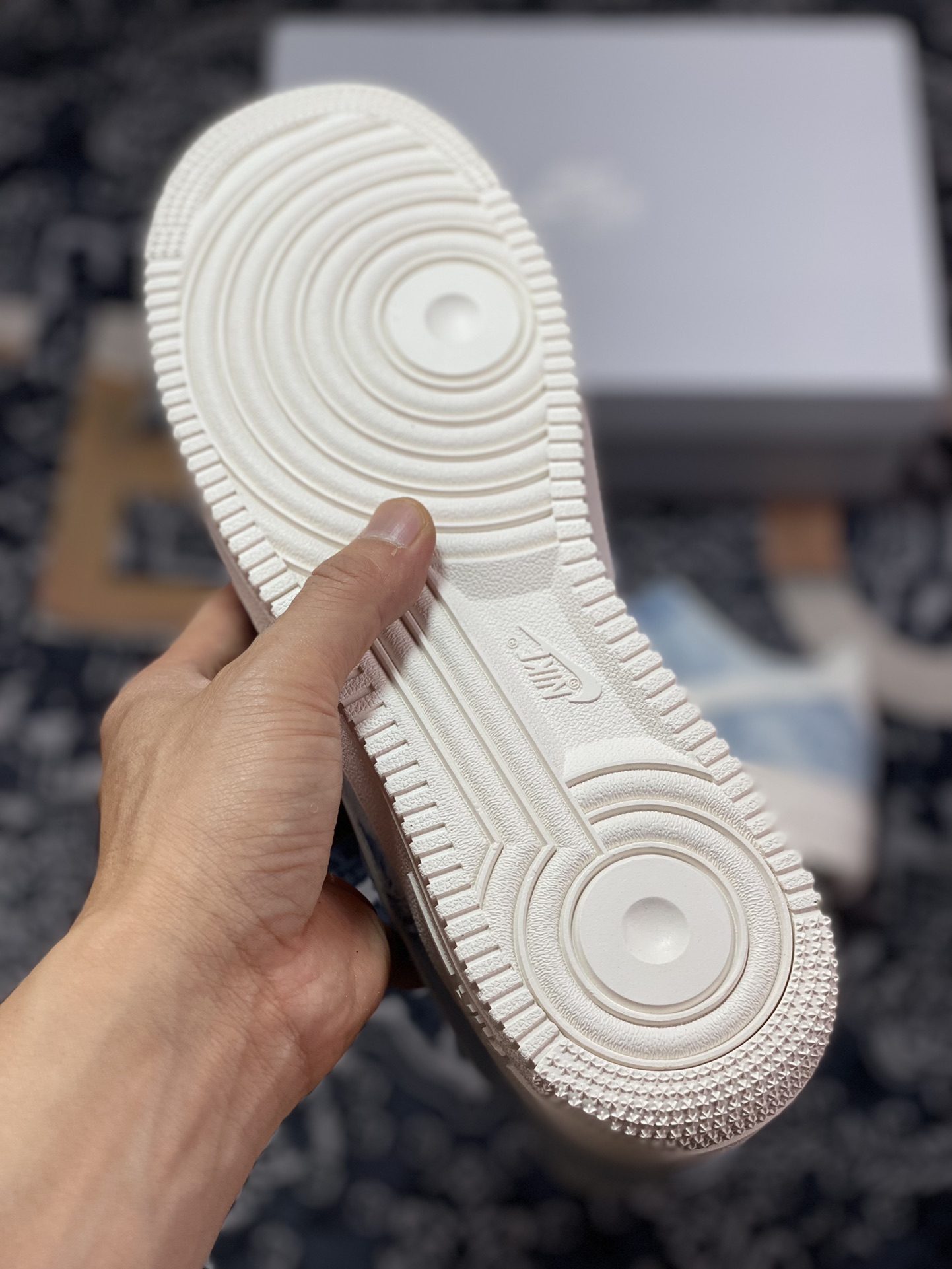 220 Nike Air Force 1 Low PRM”Denim Blue/Frayed”空军一号经典板鞋“牛仔浅蓝白磨破做旧”DY1830-100