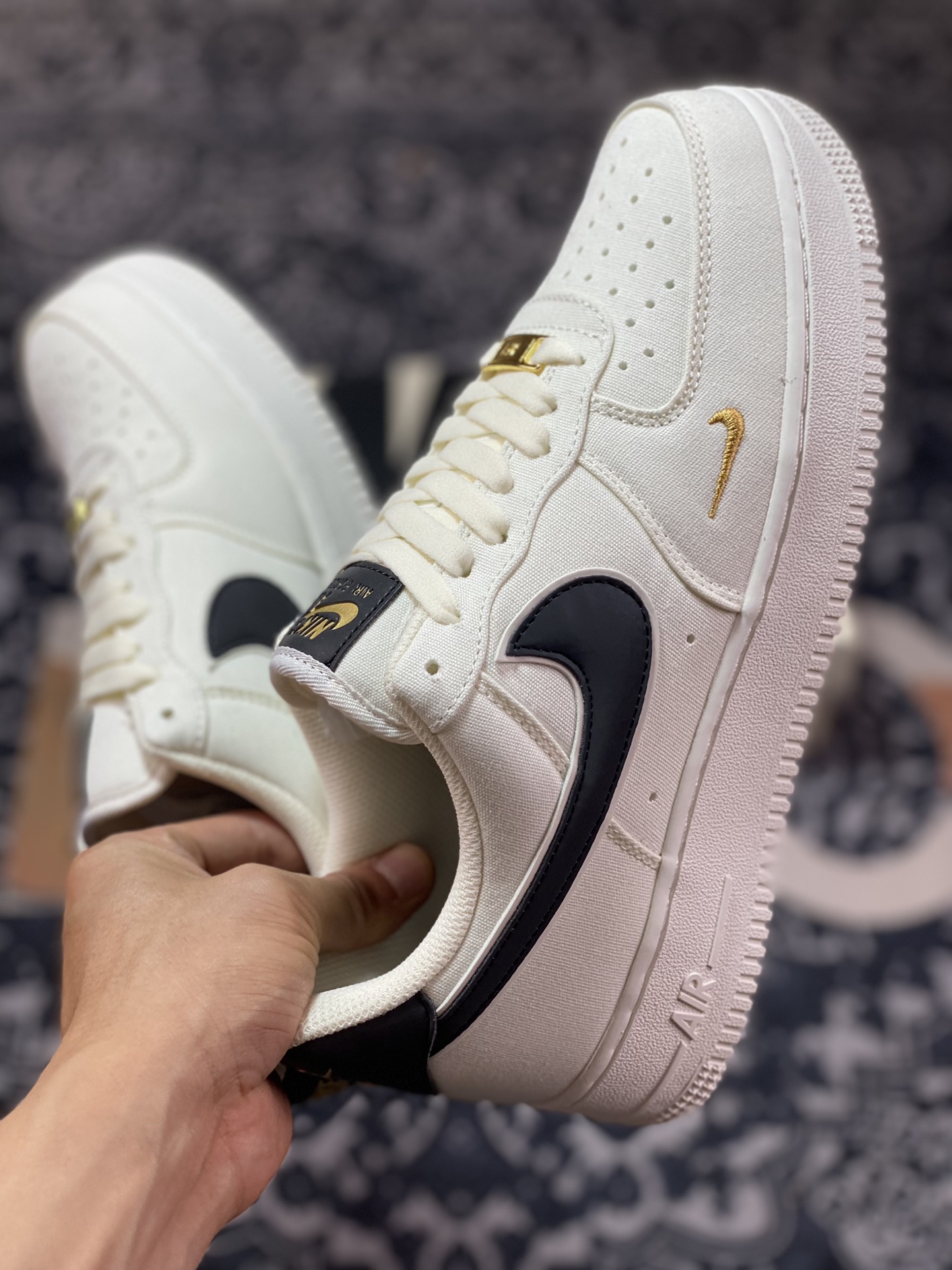 220 Nike Air Force 1’07 Low QS”Sail/Black/Gold”空军一号板鞋“帆布米白黑金迷你双钩子”MN5696-809