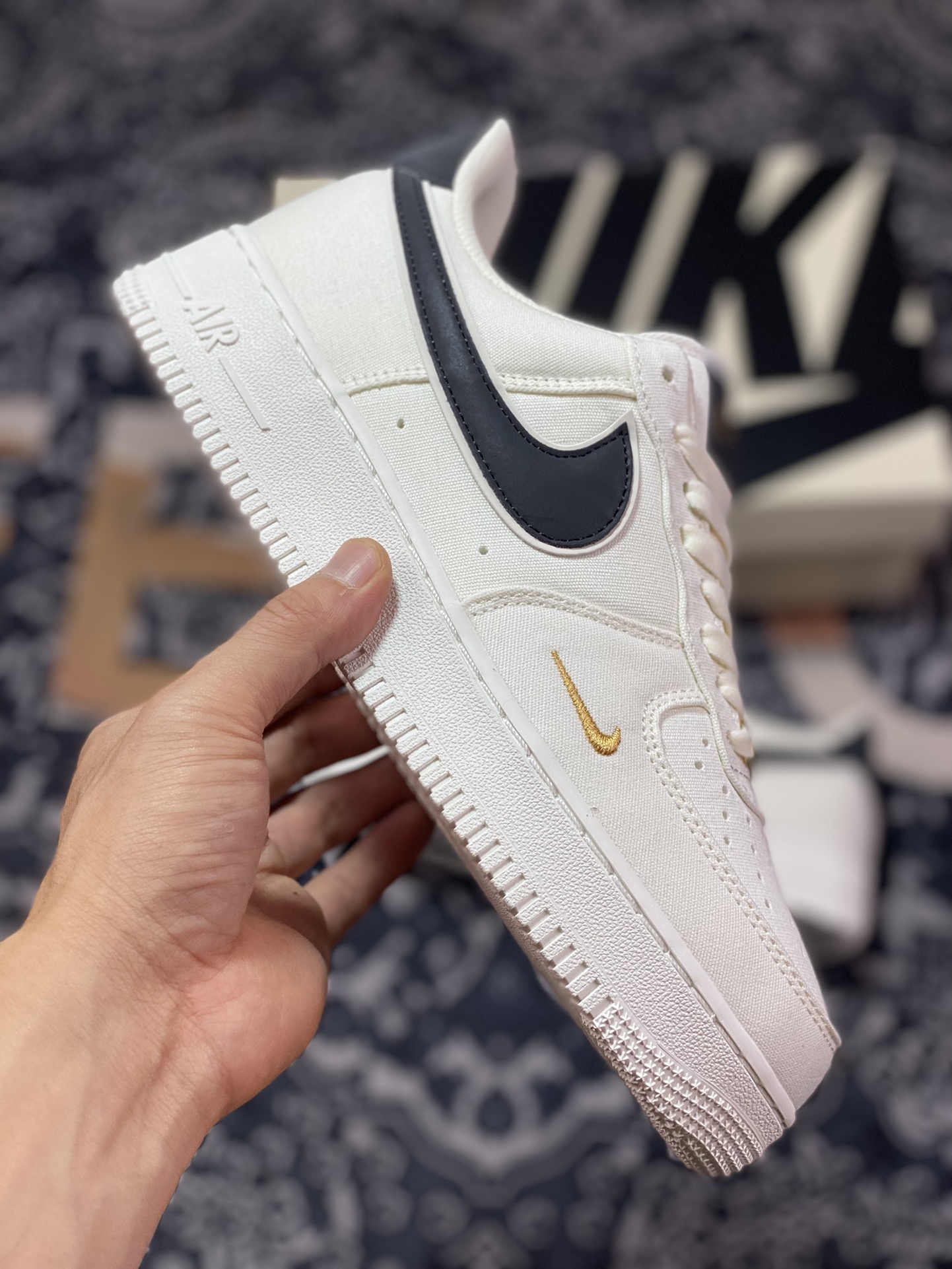 220 Nike Air Force 1’07 Low QS”Sail/Black/Gold”空军一号板鞋“帆布米白黑金迷你双钩子”MN5696-809
