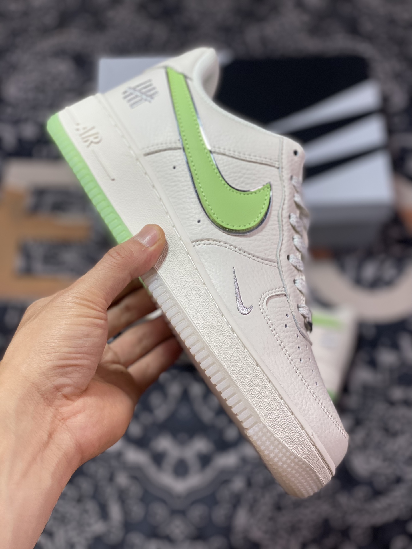 240 UNDEFEATED x Nike Air Force 1′07 Low”Beige/Apple Green”空军一号板鞋“皮革米白苹果绿银五杠”BS9055-731