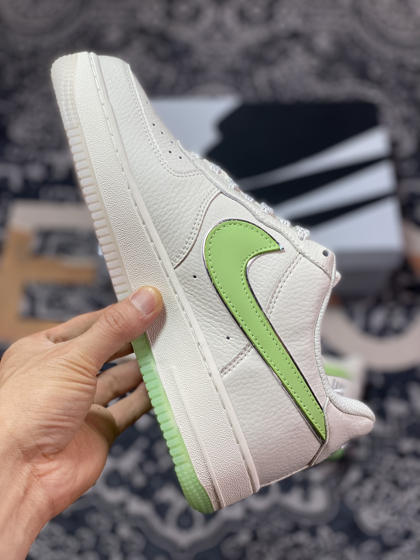 240 UNDEFEATED x Nike Air Force 1′07 Low”Beige/Apple Green”空军一号板鞋“皮革米白苹果绿银五杠”BS9055-731