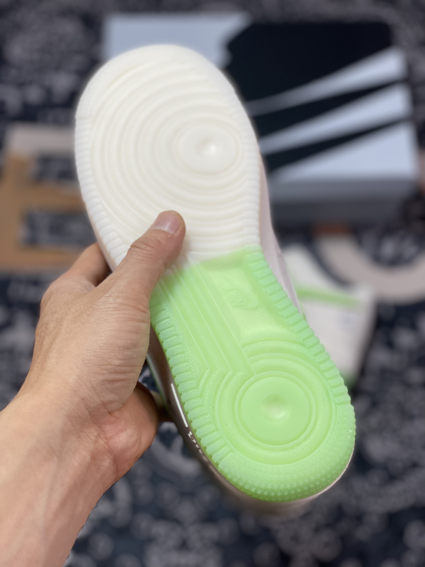 240 UNDEFEATED x Nike Air Force 1′07 Low”Beige/Apple Green”空军一号板鞋“皮革米白苹果绿银五杠”BS9055-731