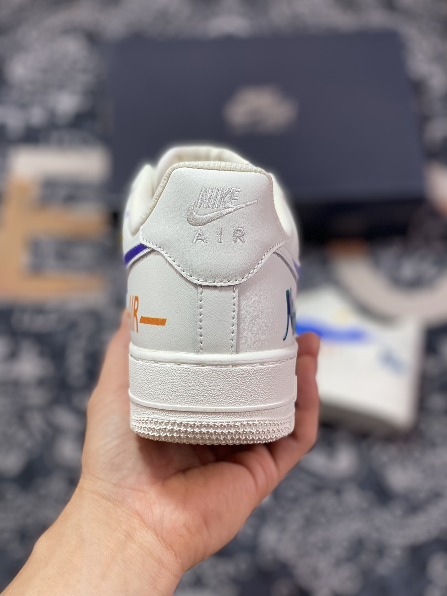 Nike Air Force 1 '07 Low ”Beige/Graffiti” Air Force 1 sneakers ”off-white hand-painted graffiti print” CW2288-333