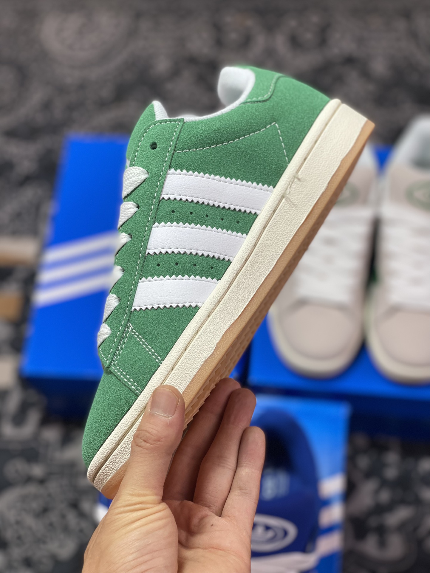 Adidas Originals Campus 00s college series bread style classic retro low-top sneakers ”velvet grass green and white raw rubber sole” HO3472