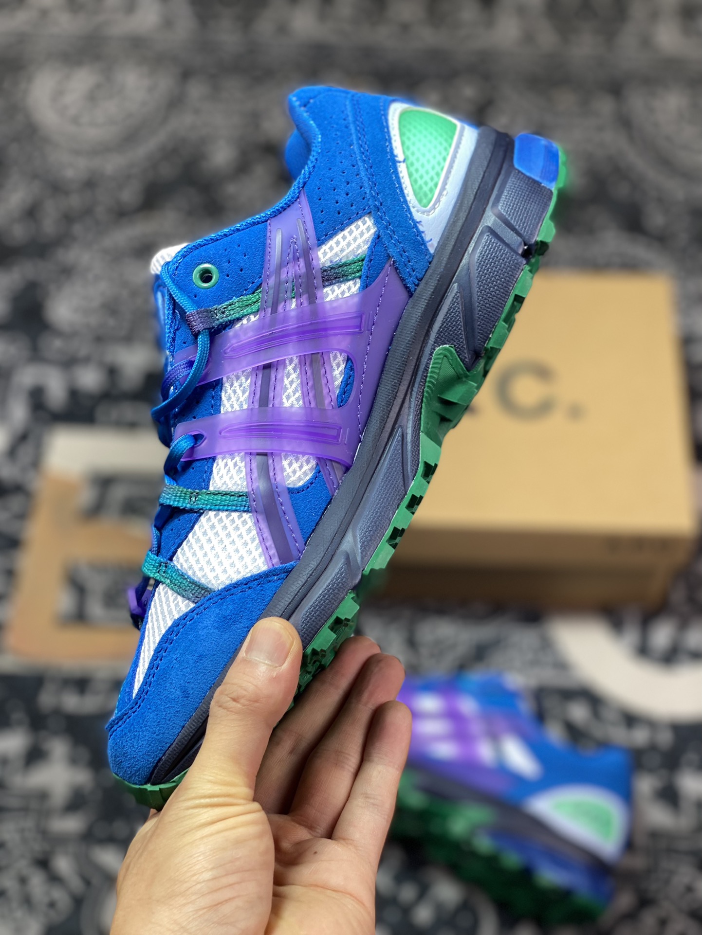 APC x ASICS GEL-Sonoma 15-50 series mountain style outdoor low-top casual sports running shoes ”blue, white, green and purple gradient” 1203A226-400 feet