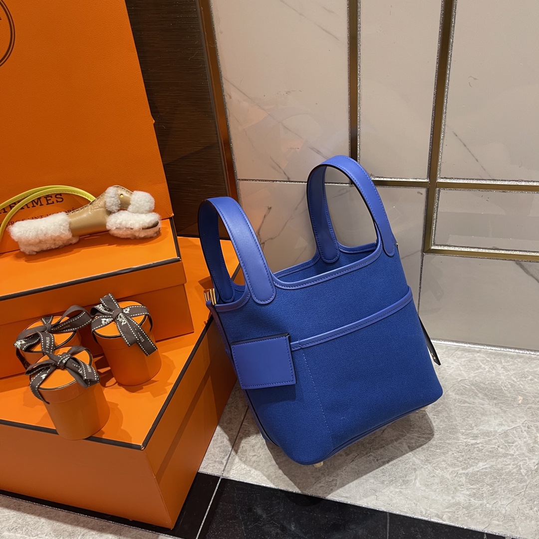 Hermès Cargo picotin 18 bucket bag