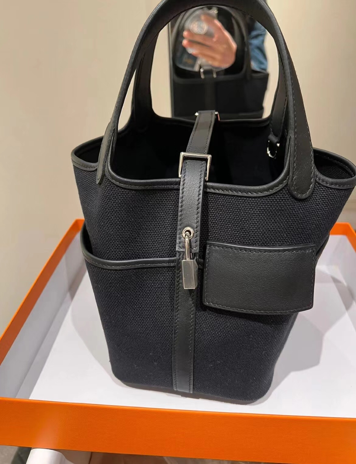 Hermès The first release of H CargoPicotin black and silver vegetable basket on the whole network