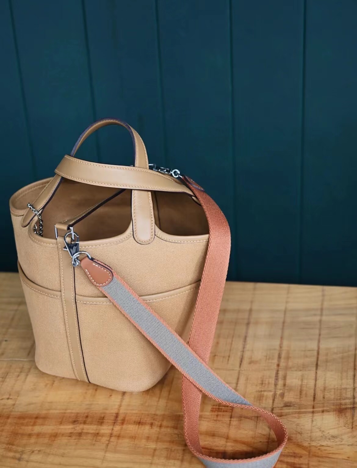 Hermès Milk tea color upper body picture