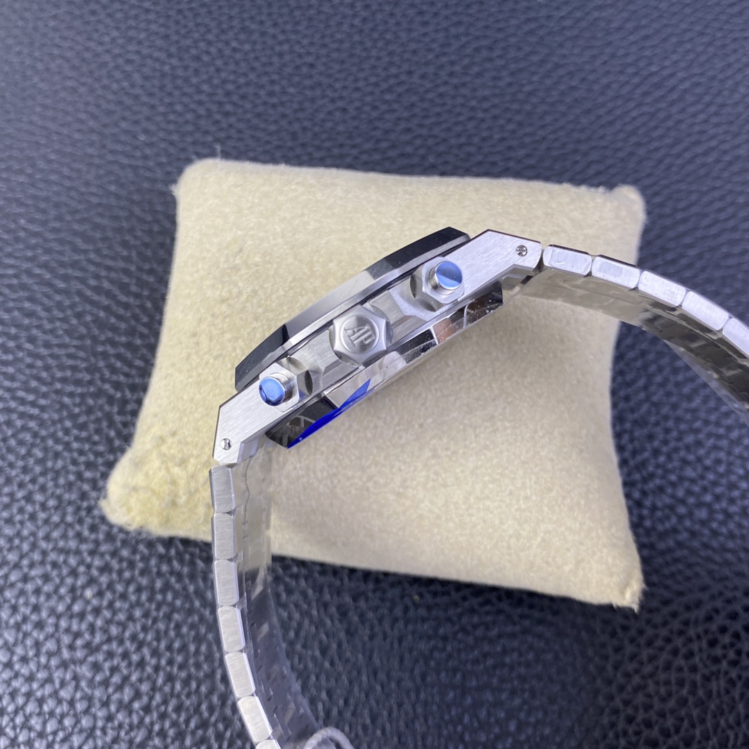 Audemars Piguet 新品来袭——爱彼26331OR 多功能计时