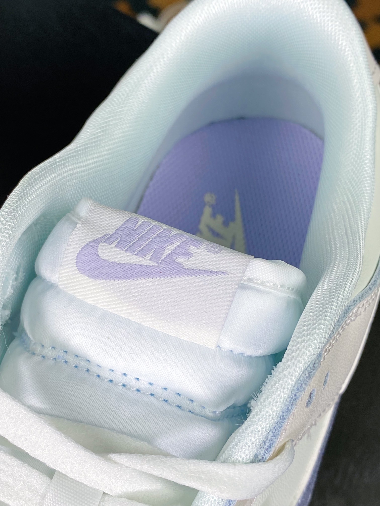 200 Wmns SB Dunk Low GS”Sail/Oxygen Purple”扣篮系列低帮休闲运动滑板板鞋“米白星空紫”DX5930-100