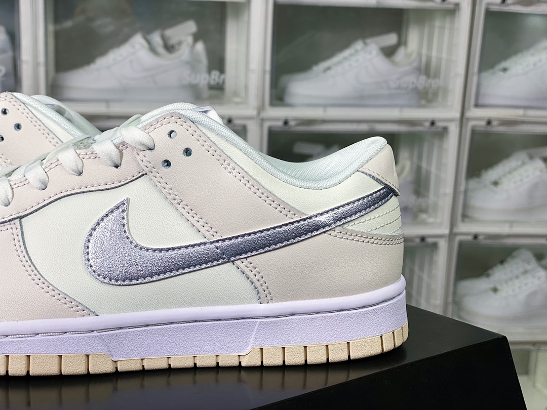 200 Wmns SB Dunk Low GS”Sail/Oxygen Purple”扣篮系列低帮休闲运动滑板板鞋“米白星空紫”DX5930-100