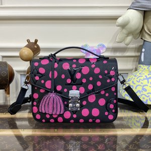 Louis Vuitton LV Pochette MeTis Messenger Bags Best Fake Black Purple Red Rose Cowhide m46420