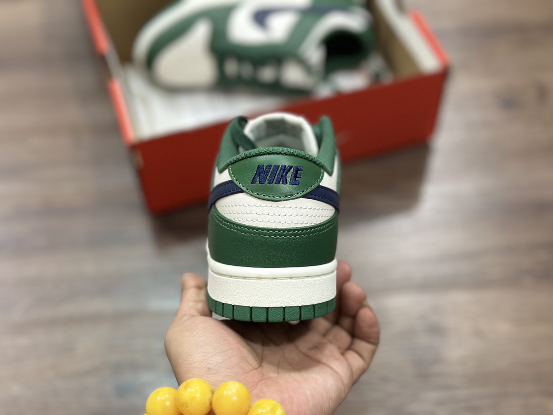 280 NIKE SB Dunk Low 低帮休闲运动鞋 DD1503-300