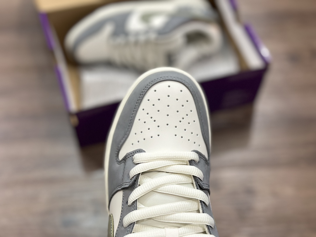 260 NIKE SB Dunk Low 低帮休闲运动鞋 FQ1180-001