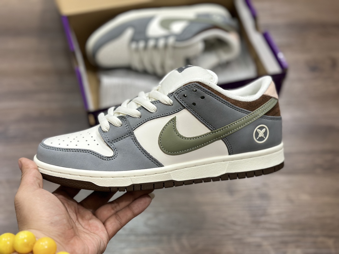 260 NIKE SB Dunk Low 低帮休闲运动鞋 FQ1180-001