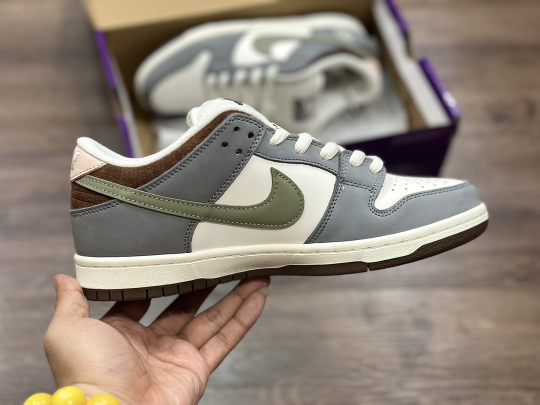 260 NIKE SB Dunk Low 低帮休闲运动鞋 FQ1180-001
