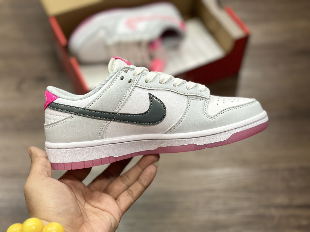 200 NIKE SB Dunk Low 520情人节低帮休闲运动鞋 FN3433-141