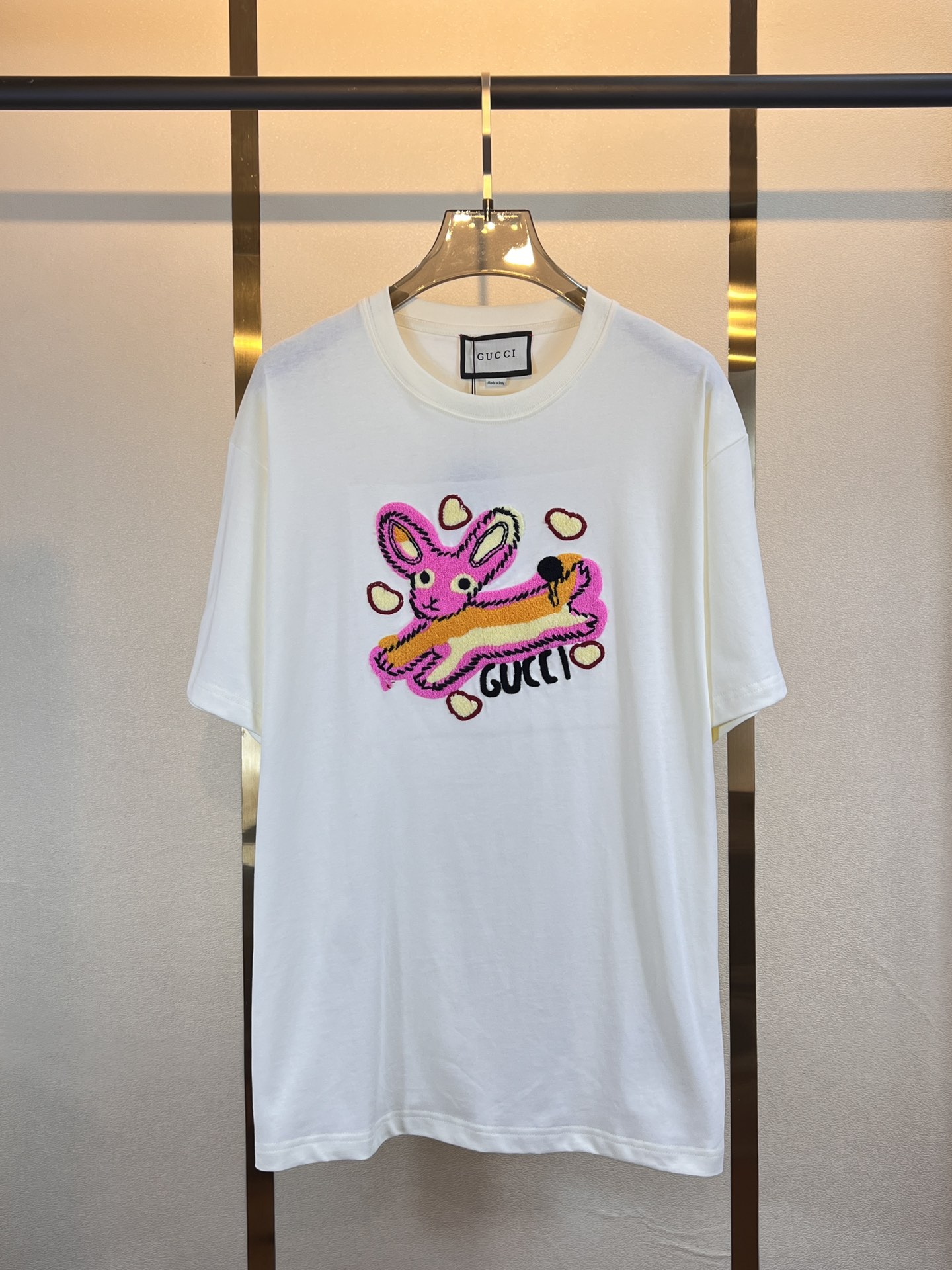 @P85 Foto real [Versión superior. Calidad de sitio web oficial] Gucci #GUCCI古驰# #Corazón# #Conejo# Gucci SS23 primavera…