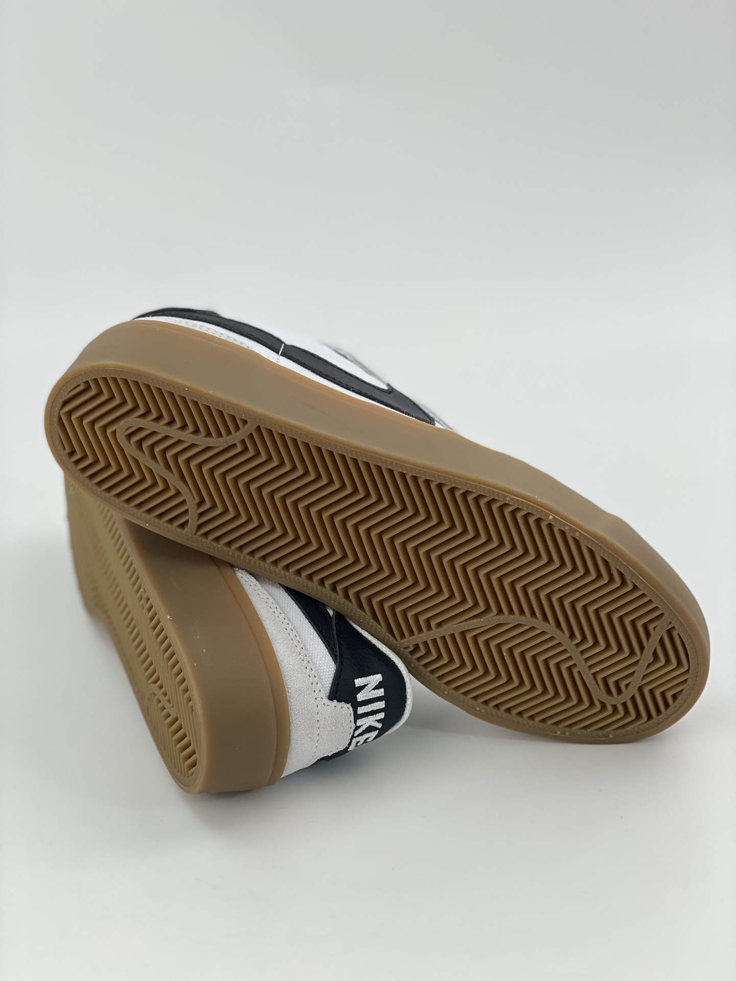 150 Nike SB Zoom Pogo Plus 防滑耐磨低帮板鞋 DR9114-101