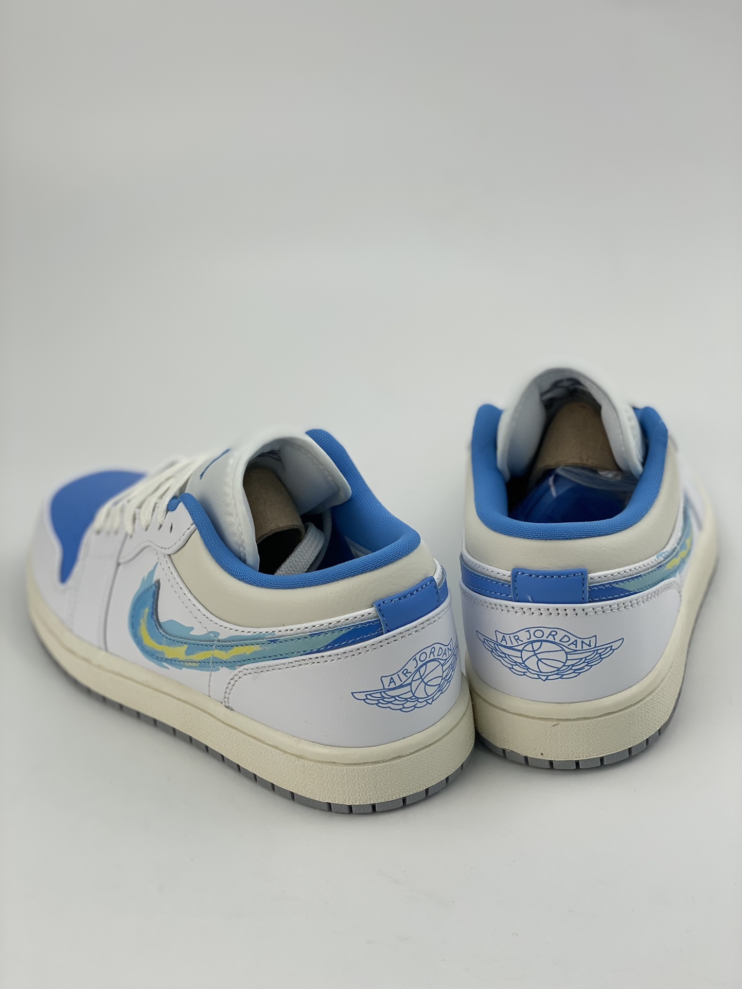 200 Air Jordan 1 Low 白蓝火焰 官方同步新色 FJ7219-441