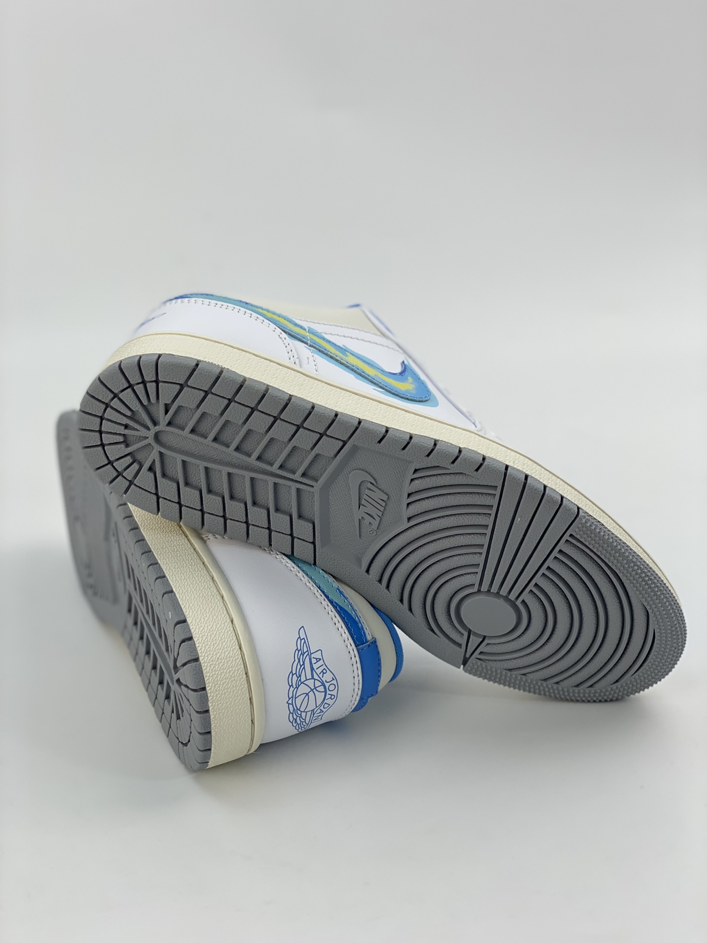 200 Air Jordan 1 Low 白蓝火焰 官方同步新色 FJ7219-441