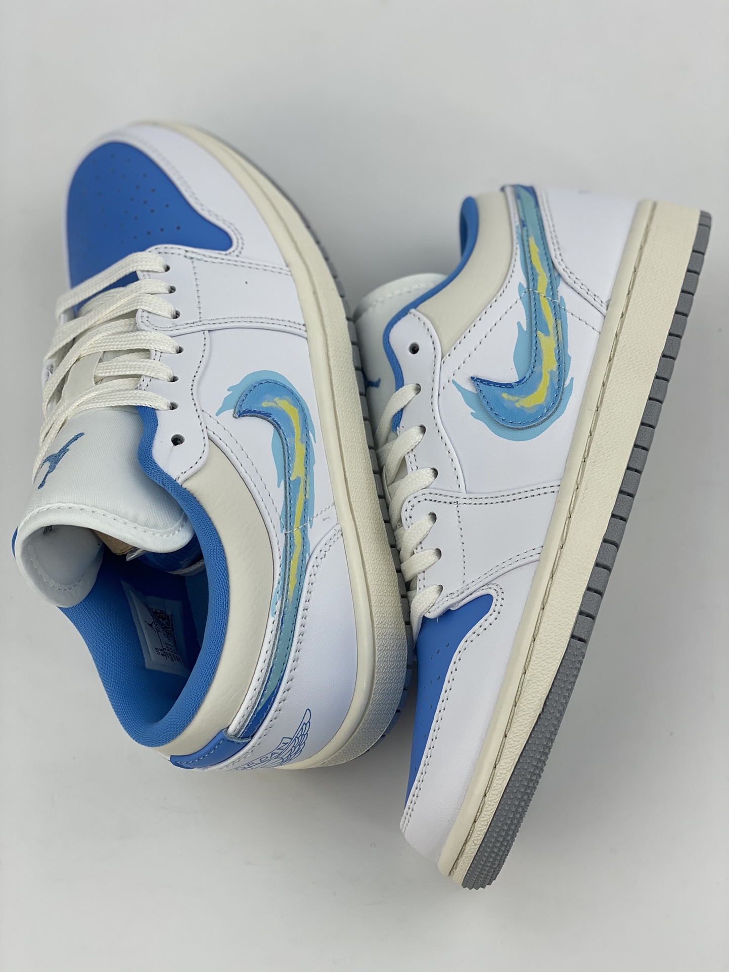 200 Air Jordan 1 Low 白蓝火焰 官方同步新色 FJ7219-441