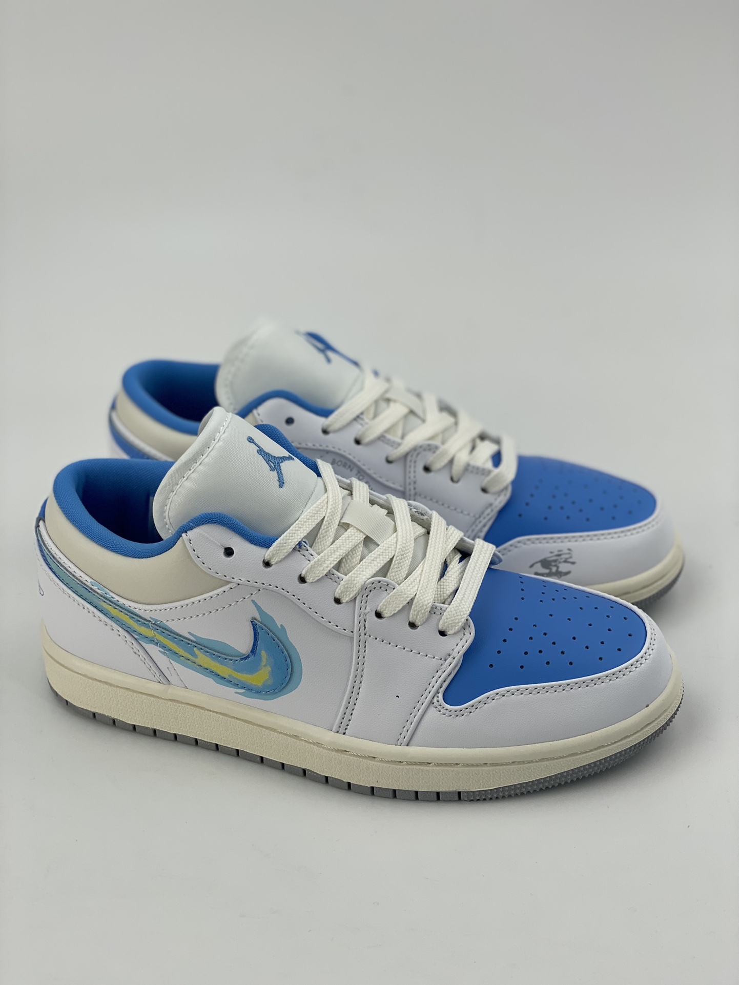 200 Air Jordan 1 Low 白蓝火焰 官方同步新色 FJ7219-441
