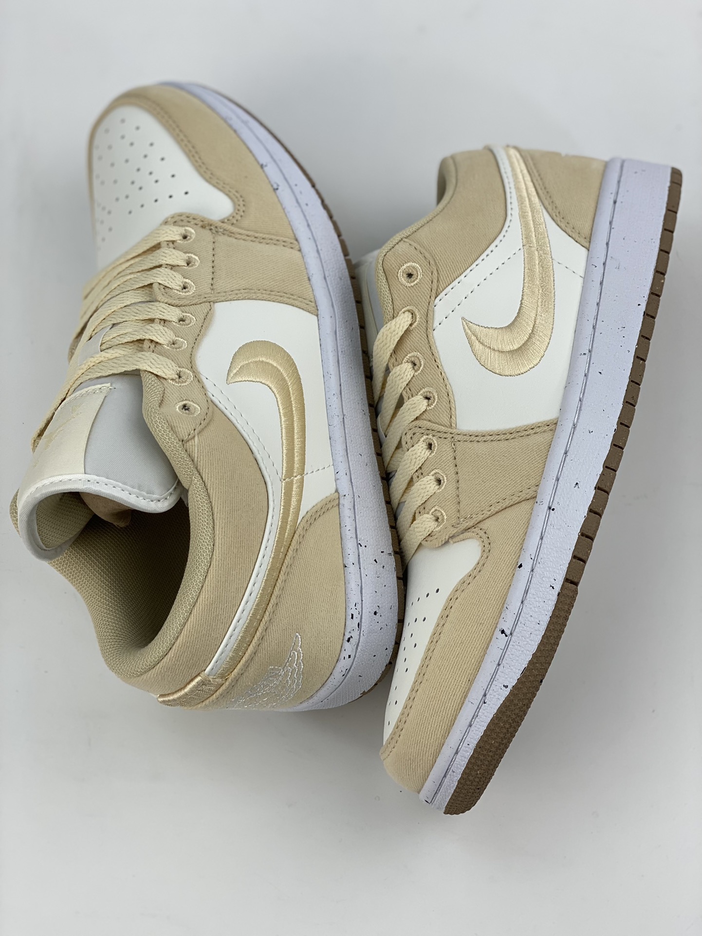 200 Air Jordan 1 Low 米黄白 FN3722-701