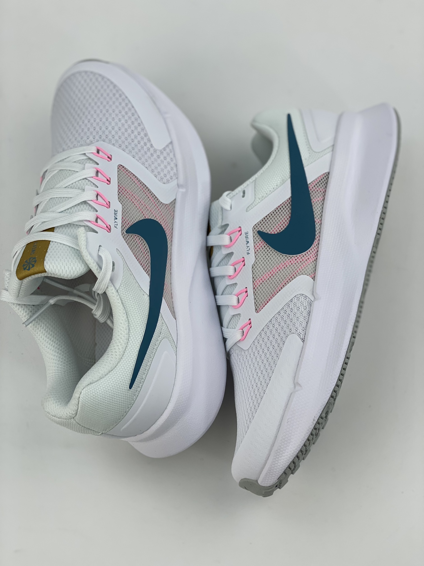 170 Nike Run Swift 2 短跑运动鞋跑步鞋 DR2698-100