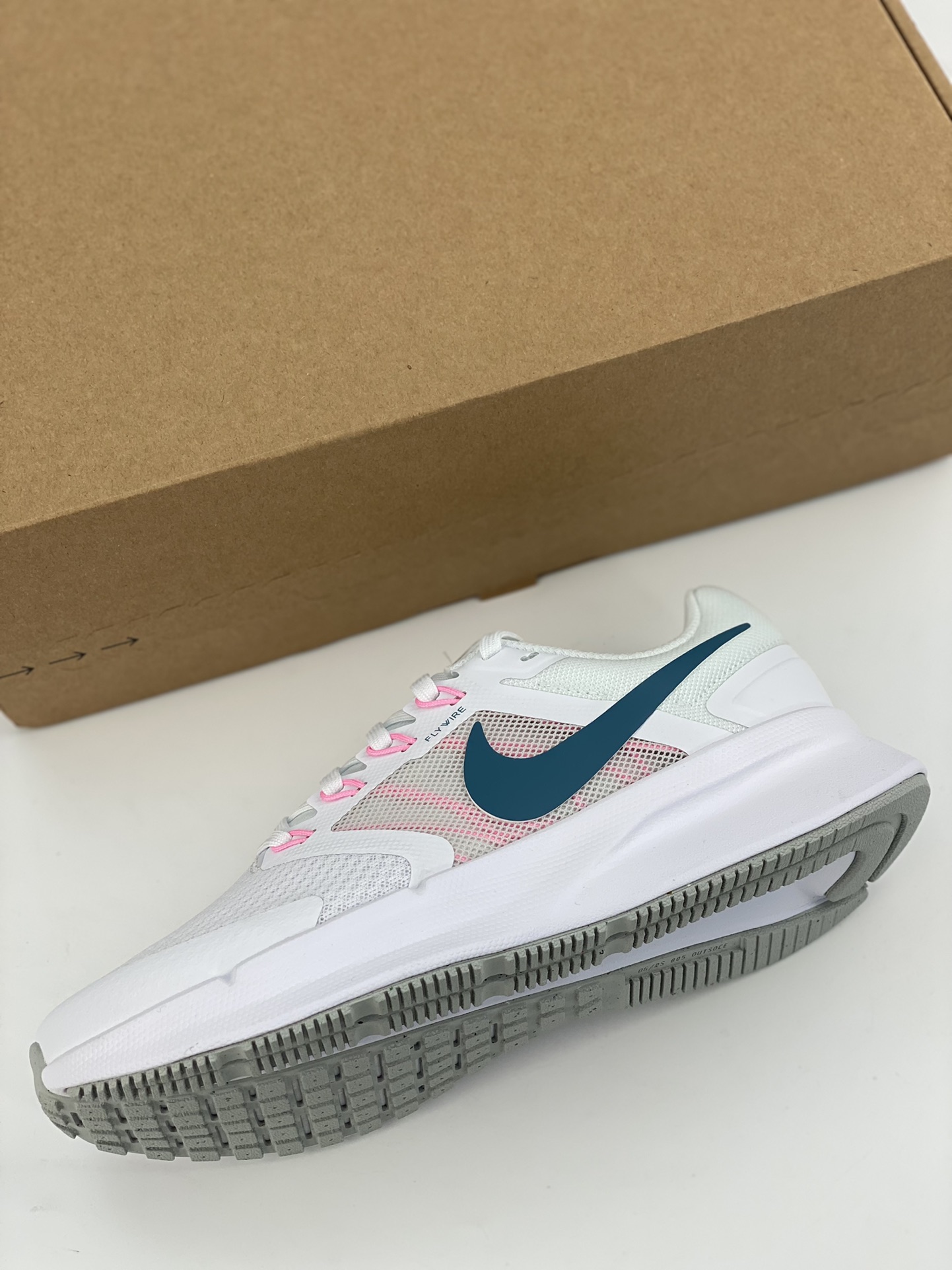 170 Nike Run Swift 2 短跑运动鞋跑步鞋 DR2698-100