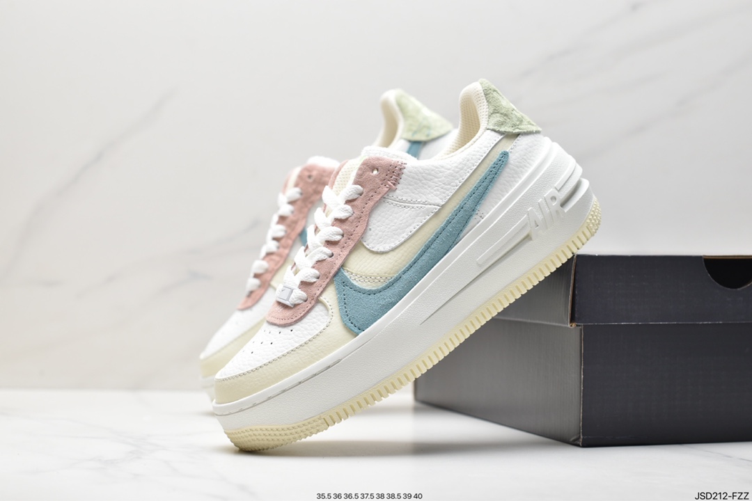 200 NIKE 2022向经典致敬丨Nike AF1 PLT.AF.ORMNike AF1 PLT.AF.ORM 女子运动鞋 DX2671-100