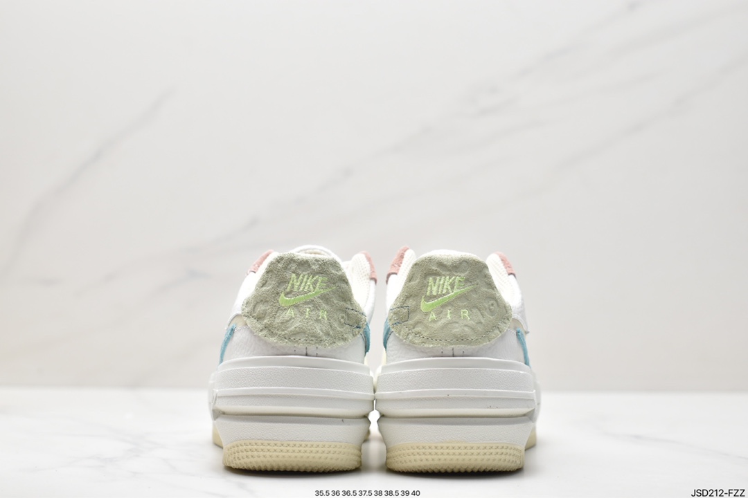 200 NIKE 2022向经典致敬丨Nike AF1 PLT.AF.ORMNike AF1 PLT.AF.ORM 女子运动鞋 DX2671-100