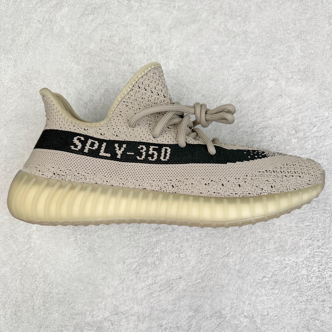 图片[2]-零售💰200 ＃R版福利 长期补货‼Yeezy Boost 350 V2 系列 工厂配套商长期套现 正常出厂触碰不到的单价 百分百全新货品 零氧化发霉 给足利润空间操作 超乎所想的高性价比 原装纸板楦头开发 用料绝不含糊 原盒原配 知名大厂出品 品控到位 原装厚实针织面 外贸订单口碑惊人 进口机台打造完美鞋型 满钉油性爆米花 鞋型细节后跟收缩度完美 上脚轻易乱真 毕竟没人会趴着看你细节 为保证脚感 建议选大半码 SIZE：36 36.5 37 38 38.5 39 40 40.5 41 42 42.5 43 44 44.5 45 46 47 48 编码：by2936000-运动鞋