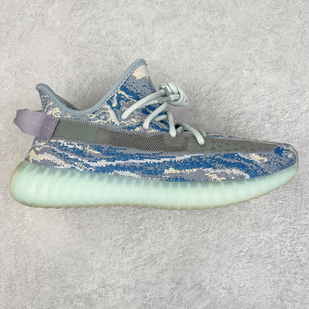 图片[6]-零售💰200 ＃R版福利 长期补货‼Yeezy Boost 350 V2 系列 工厂配套商长期套现 正常出厂触碰不到的单价 百分百全新货品 零氧化发霉 给足利润空间操作 超乎所想的高性价比 原装纸板楦头开发 用料绝不含糊 原盒原配 知名大厂出品 品控到位 原装厚实针织面 外贸订单口碑惊人 进口机台打造完美鞋型 满钉油性爆米花 鞋型细节后跟收缩度完美 上脚轻易乱真 毕竟没人会趴着看你细节 为保证脚感 建议选大半码 SIZE：36 36.5 37 38 38.5 39 40 40.5 41 42 42.5 43 44 44.5 45 46 47 48 编码：by2936000-运动鞋