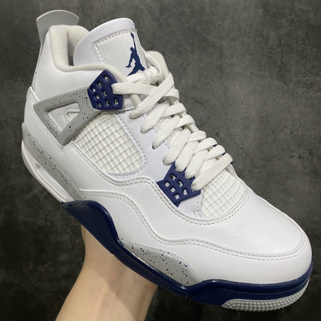 图片[3]-【LJR版】Air Jordan AJ4 Retro 午夜蓝 DH6927-140圈内公认最强四代 全套原纸板楦头开发 原厂皮料 完美版型 一比一鞋头弧度高度鞋身弧度 数据细节工艺流程均保持原鞋一致 原厂TPU网格鞋带扣 正确内里网布 菱角分明不变形无多余毛边 柔软性质感一致于原鞋 市场唯一原厂鞋扣模具 背面可见隐藏注塑口 原厂织唛标 原厂飞人电绣工艺 尾指中部跳三针 独家绑鞋带手法 印刷中底布 四线拉帮 米色美纹纸贴合固定 进口港宝加持 后跟自然饱满 全鞋荧光划线卡点 追求极致完美 每一双都是工艺品 多重QC质检 超越公司货的品控标准 实实在在的免检产品 尺码：40.5 41 42 42.5 43 44 44.5 45 46 47.5-莆田鞋批发中心