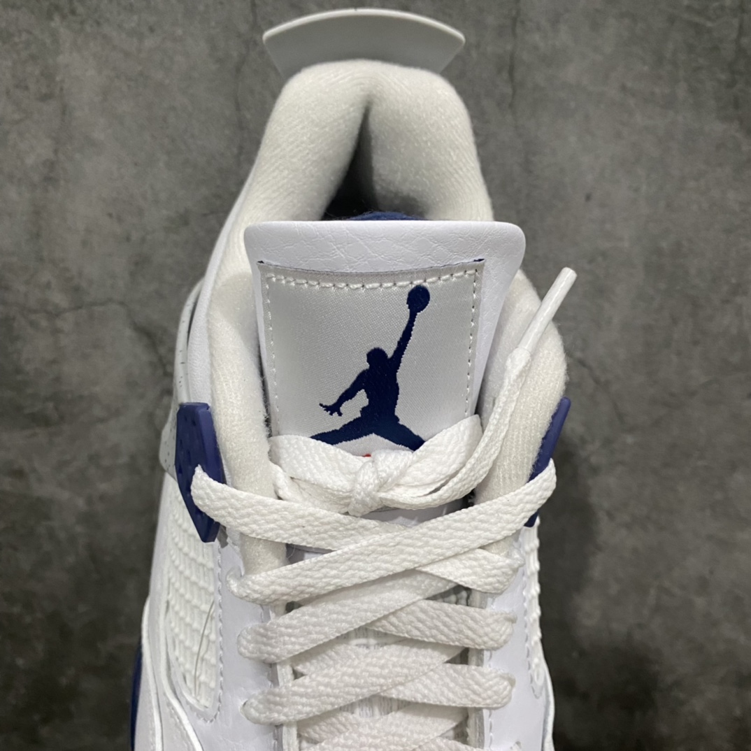 图片[8]-【LJR版】Air Jordan AJ4 Retro 午夜蓝 DH6927-140圈内公认最强四代 全套原纸板楦头开发 原厂皮料 完美版型 一比一鞋头弧度高度鞋身弧度 数据细节工艺流程均保持原鞋一致 原厂TPU网格鞋带扣 正确内里网布 菱角分明不变形无多余毛边 柔软性质感一致于原鞋 市场唯一原厂鞋扣模具 背面可见隐藏注塑口 原厂织唛标 原厂飞人电绣工艺 尾指中部跳三针 独家绑鞋带手法 印刷中底布 四线拉帮 米色美纹纸贴合固定 进口港宝加持 后跟自然饱满 全鞋荧光划线卡点 追求极致完美 每一双都是工艺品 多重QC质检 超越公司货的品控标准 实实在在的免检产品 尺码：40.5 41 42 42.5 43 44 44.5 45 46 47.5-莆田鞋批发中心