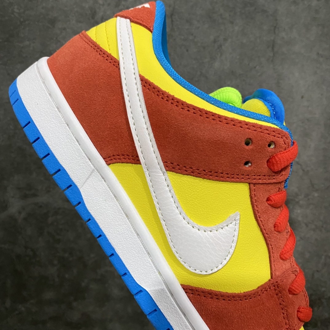 图片[7]-【Top版本】NK SB Dunk Low\”Bart Simpson\”n辛普森黄橙蓝 BQ6817-602整双鞋采用红、黄、蓝三色拼接呈现，还原《辛普森一家》的主角巴特·辛普森的形象。麂皮+荔枝纹皮革塑造的鞋身，呈现出不俗的质感。侧身Swoosh Logo辅以白色点缀，丰富整体层次感。最后以白色中底和蓝色外底收尾，完善整体设计。 尺码：36 36.5 37.5 38 38.5 39 40 40.5 41 42 42.5 43 44 44.5 45 46 47.5-莆田鞋批发中心