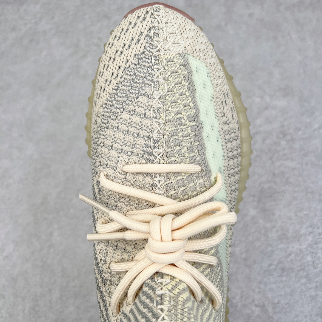 图片[4]-零售💰200 ＃R版福利 长期补货‼Yeezy Boost 350 V2 拼接满天星 FW5318 工厂配套商长期套现 正常出厂触碰不到的单价 百分百全新货品 零氧化发霉 给足利润空间操作 超乎所想的高性价比 原装纸板楦头开发 用料绝不含糊 原盒原配 知名大厂出品 品控到位 原装厚实针织面 外贸订单口碑惊人 进口机台打造完美鞋型 满钉油性爆米花 鞋型细节后跟收缩度完美 上脚轻易乱真 毕竟没人会趴着看你细节 为保证脚感 建议选大半码 SIZE：36 36.5 37 38 38.5 39 40 40.5 41 42 42.5 43 44 44.5 45 46 47 48 编码：by2936000-运动鞋