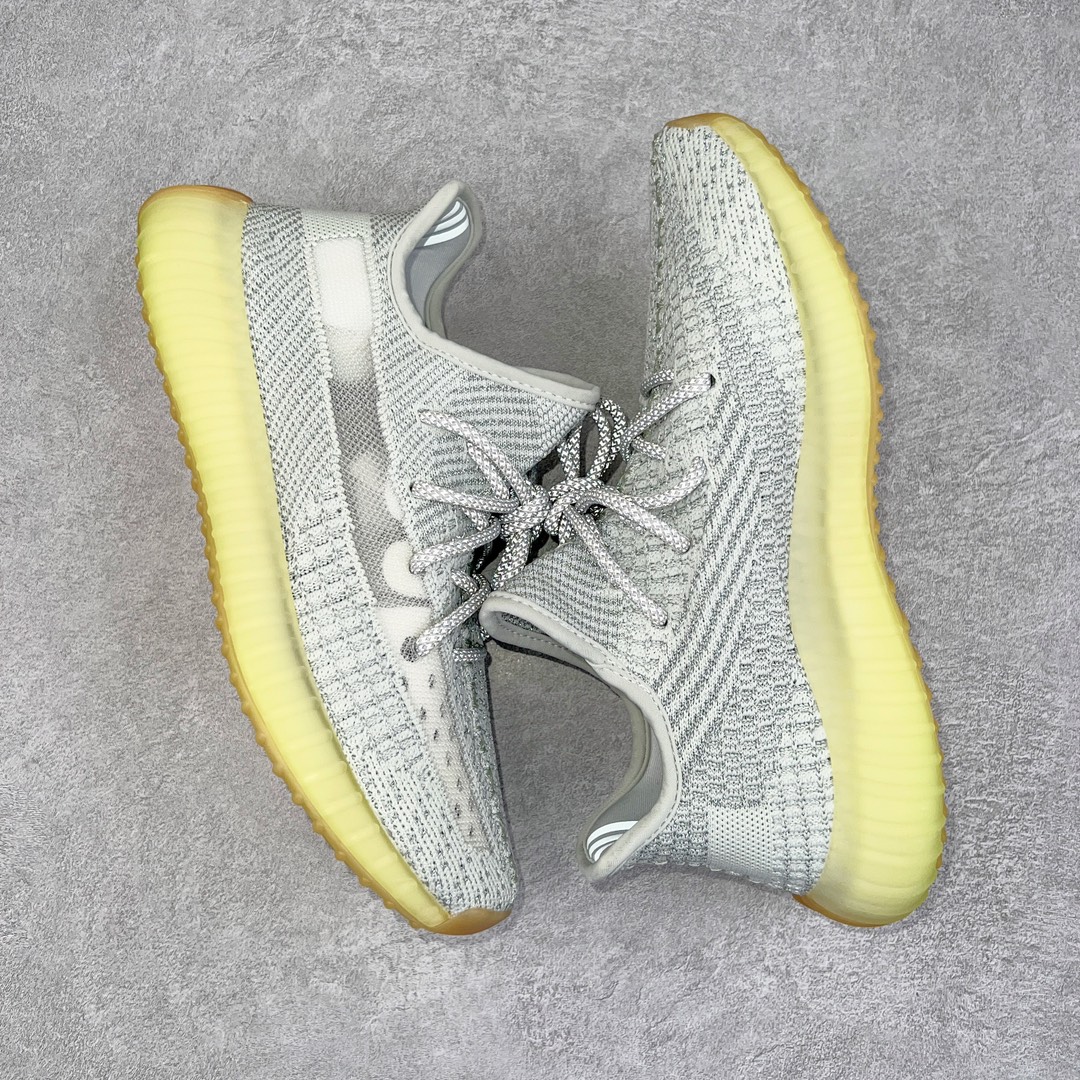 图片[3]-零售💰200 ＃R版福利 长期补货‼Yeezy Boost 350 V2 灰满天星 FX4349 工厂配套商长期套现 正常出厂触碰不到的单价 百分百全新货品 零氧化发霉 给足利润空间操作 超乎所想的高性价比 原装纸板楦头开发 用料绝不含糊 原盒原配 知名大厂出品 品控到位 原装厚实针织面 外贸订单口碑惊人 进口机台打造完美鞋型 满钉油性爆米花 鞋型细节后跟收缩度完美 上脚轻易乱真 毕竟没人会趴着看你细节 为保证脚感 建议选大半码 SIZE：36 36.5 37 38 38.5 39 40 40.5 41 42 42.5 43 44 44.5 45 46 47 48 编码：by2936000-运动鞋