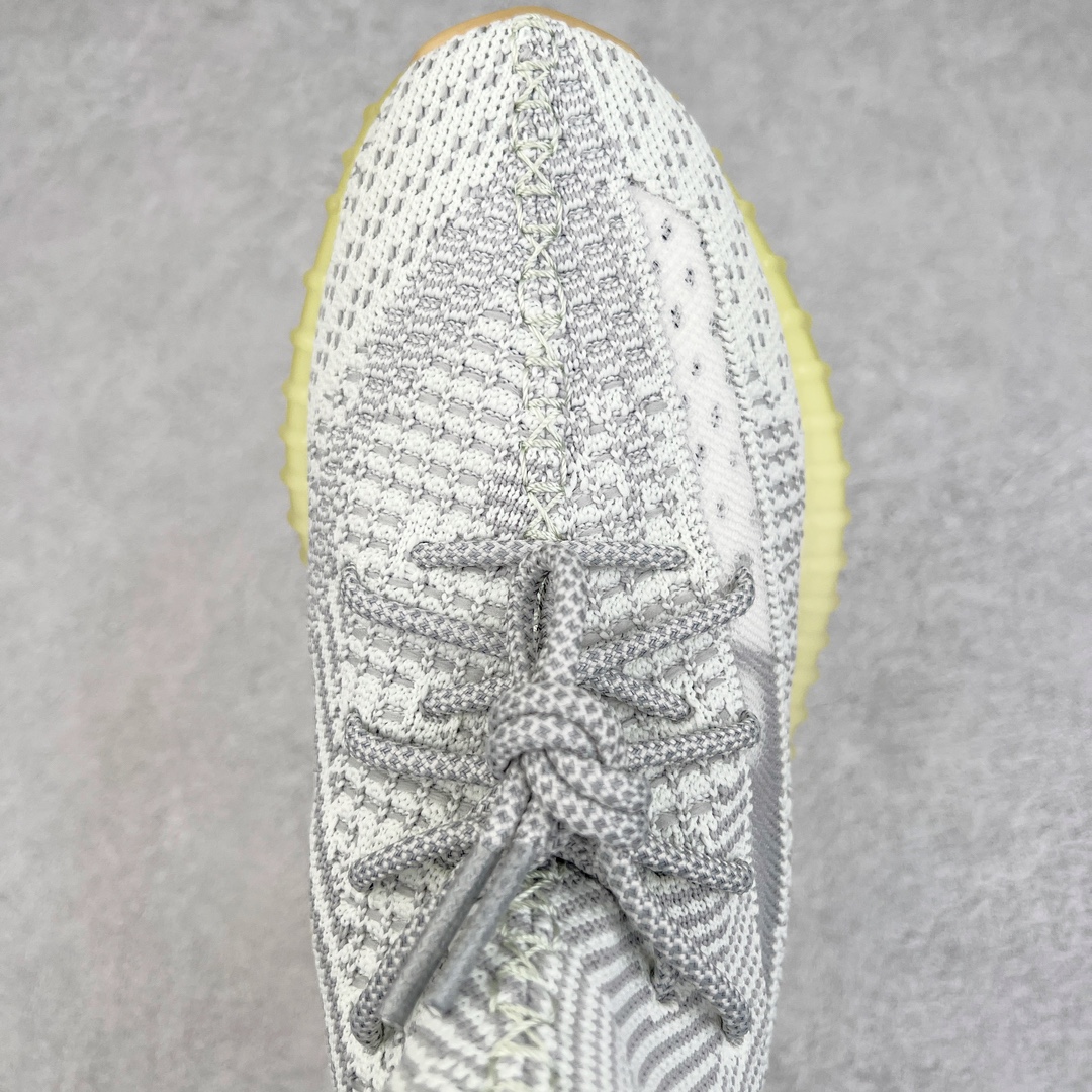 图片[4]-零售💰200 ＃R版福利 长期补货‼Yeezy Boost 350 V2 灰天使 FX4348 工厂配套商长期套现 正常出厂触碰不到的单价 百分百全新货品 零氧化发霉 给足利润空间操作 超乎所想的高性价比 原装纸板楦头开发 用料绝不含糊 原盒原配 知名大厂出品 品控到位 原装厚实针织面 外贸订单口碑惊人 进口机台打造完美鞋型 满钉油性爆米花 鞋型细节后跟收缩度完美 上脚轻易乱真 毕竟没人会趴着看你细节 为保证脚感 建议选大半码 SIZE：36 36.5 37 38 38.5 39 40 40.5 41 42 42.5 43 44 44.5 45 46 47 48 编码：by2936000-运动鞋