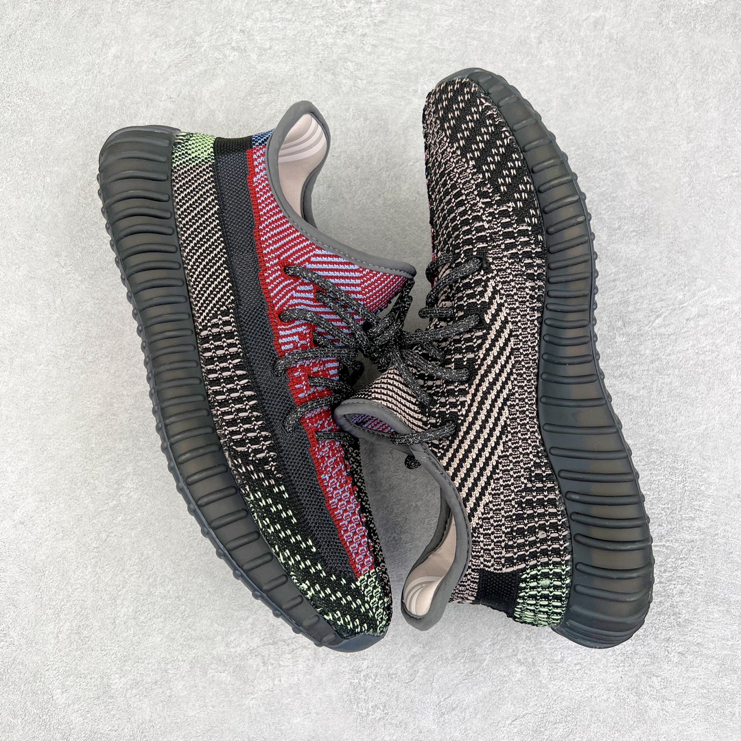 图片[3]-零售💰200 ＃R版福利 长期补货‼Yeezy Boost 350 V2 黑红天使 FW5190 工厂配套商长期套现 正常出厂触碰不到的单价 百分百全新货品 零氧化发霉 给足利润空间操作 超乎所想的高性价比 原装纸板楦头开发 用料绝不含糊 原盒原配 知名大厂出品 品控到位 原装厚实针织面 外贸订单口碑惊人 进口机台打造完美鞋型 满钉油性爆米花 鞋型细节后跟收缩度完美 上脚轻易乱真 毕竟没人会趴着看你细节 为保证脚感 建议选大半码 SIZE：36 36.5 37 38 38.5 39 40 40.5 41 42 42.5 43 44 44.5 45 46 47 48 编码：by2936000-运动鞋