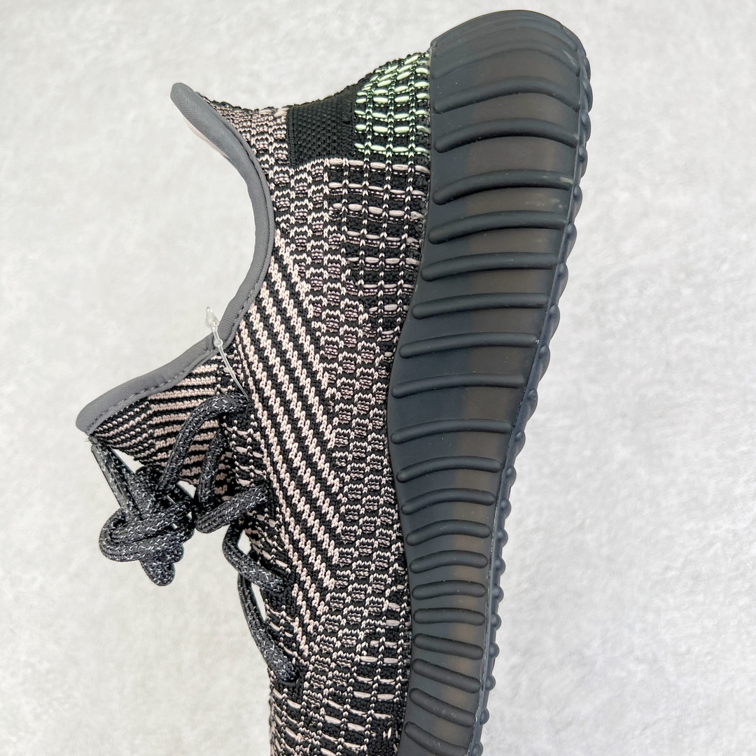 图片[7]-零售💰200 ＃R版福利 长期补货‼Yeezy Boost 350 V2 黑红天使 FW5190 工厂配套商长期套现 正常出厂触碰不到的单价 百分百全新货品 零氧化发霉 给足利润空间操作 超乎所想的高性价比 原装纸板楦头开发 用料绝不含糊 原盒原配 知名大厂出品 品控到位 原装厚实针织面 外贸订单口碑惊人 进口机台打造完美鞋型 满钉油性爆米花 鞋型细节后跟收缩度完美 上脚轻易乱真 毕竟没人会趴着看你细节 为保证脚感 建议选大半码 SIZE：36 36.5 37 38 38.5 39 40 40.5 41 42 42.5 43 44 44.5 45 46 47 48 编码：by2936000-运动鞋