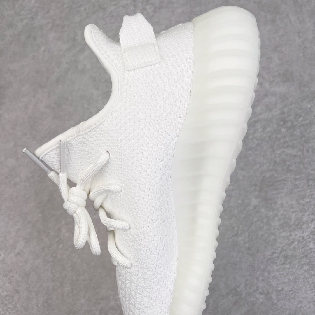 图片[7]-零售💰200 ＃R版福利 长期补货‼Yeezy Boost 350 V2 纯白冰淇淋 CP9366 工厂配套商长期套现 正常出厂触碰不到的单价 百分百全新货品 零氧化发霉 给足利润空间操作 超乎所想的高性价比 原装纸板楦头开发 用料绝不含糊 原盒原配 知名大厂出品 品控到位 原装厚实针织面 外贸订单口碑惊人 进口机台打造完美鞋型 满钉油性爆米花 鞋型细节后跟收缩度完美 上脚轻易乱真 毕竟没人会趴着看你细节 为保证脚感 建议选大半码 SIZE：36 36.5 37 38 38.5 39 40 40.5 41 42 42.5 43 44 44.5 45 46 47 48 编码：by2936000-运动鞋