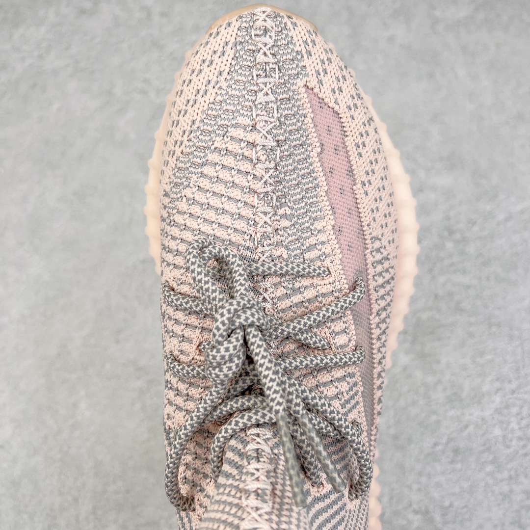 图片[4]-零售💰200 ＃R版福利 长期补货‼Yeezy Boost 350 V2 粉天使 FV5578 工厂配套商长期套现 正常出厂触碰不到的单价 百分百全新货品 零氧化发霉 给足利润空间操作 超乎所想的高性价比 原装纸板楦头开发 用料绝不含糊 原盒原配 知名大厂出品 品控到位 原装厚实针织面 外贸订单口碑惊人 进口机台打造完美鞋型 满钉油性爆米花 鞋型细节后跟收缩度完美 上脚轻易乱真 毕竟没人会趴着看你细节 为保证脚感 建议选大半码 SIZE：36 36.5 37 38 38.5 39 40 40.5 41 42 42.5 43 44 44.5 45 46 47 48 编码：by2936000-运动鞋