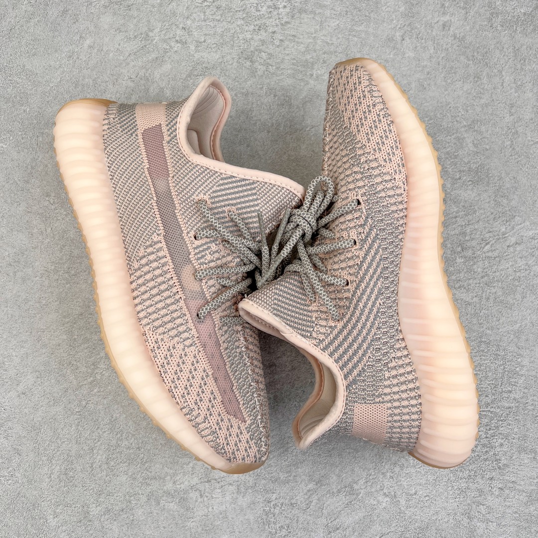 图片[3]-零售💰200 ＃R版福利 长期补货‼Yeezy Boost 350 V2 粉天使 FV5578 工厂配套商长期套现 正常出厂触碰不到的单价 百分百全新货品 零氧化发霉 给足利润空间操作 超乎所想的高性价比 原装纸板楦头开发 用料绝不含糊 原盒原配 知名大厂出品 品控到位 原装厚实针织面 外贸订单口碑惊人 进口机台打造完美鞋型 满钉油性爆米花 鞋型细节后跟收缩度完美 上脚轻易乱真 毕竟没人会趴着看你细节 为保证脚感 建议选大半码 SIZE：36 36.5 37 38 38.5 39 40 40.5 41 42 42.5 43 44 44.5 45 46 47 48 编码：by2936000-运动鞋