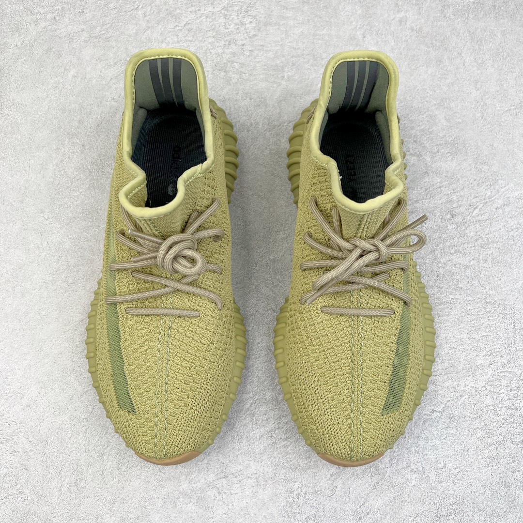 图片[2]-零售💰200 ＃R版福利 长期补货‼Yeezy Boost 350 V2 抹茶绿 FY5346 工厂配套商长期套现 正常出厂触碰不到的单价 百分百全新货品 零氧化发霉 给足利润空间操作 超乎所想的高性价比 原装纸板楦头开发 用料绝不含糊 原盒原配 知名大厂出品 品控到位 原装厚实针织面 外贸订单口碑惊人 进口机台打造完美鞋型 满钉油性爆米花 鞋型细节后跟收缩度完美 上脚轻易乱真 毕竟没人会趴着看你细节 为保证脚感 建议选大半码 SIZE：36 36.5 37 38 38.5 39 40 40.5 41 42 42.5 43 44 44.5 45 46 47 48 编码：by2936000-运动鞋